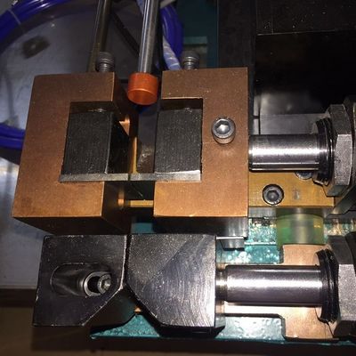 Máquina Elétrica Pneumática para Peeling e Peeling Acessível 220V/110V 400*300*270mm