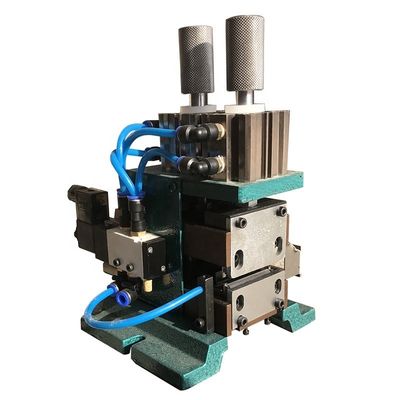 10.5 kg Máquina pneumática vertical multi-núcleo para descascar cabos de arame para processamento de arame