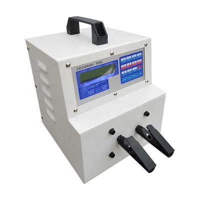 Máquina de torção de cabos para um diâmetro máximo de enrolamento de 1,2 mm e 0,5-9999,9 voltas/círculos