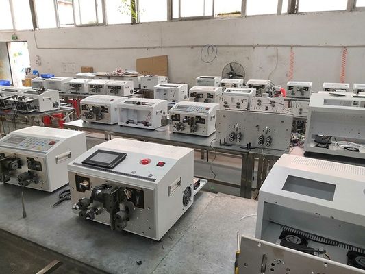 Máquina de corte de cabos de arame duplo, de descascagem, de descascagem, com alta capacidade e automação